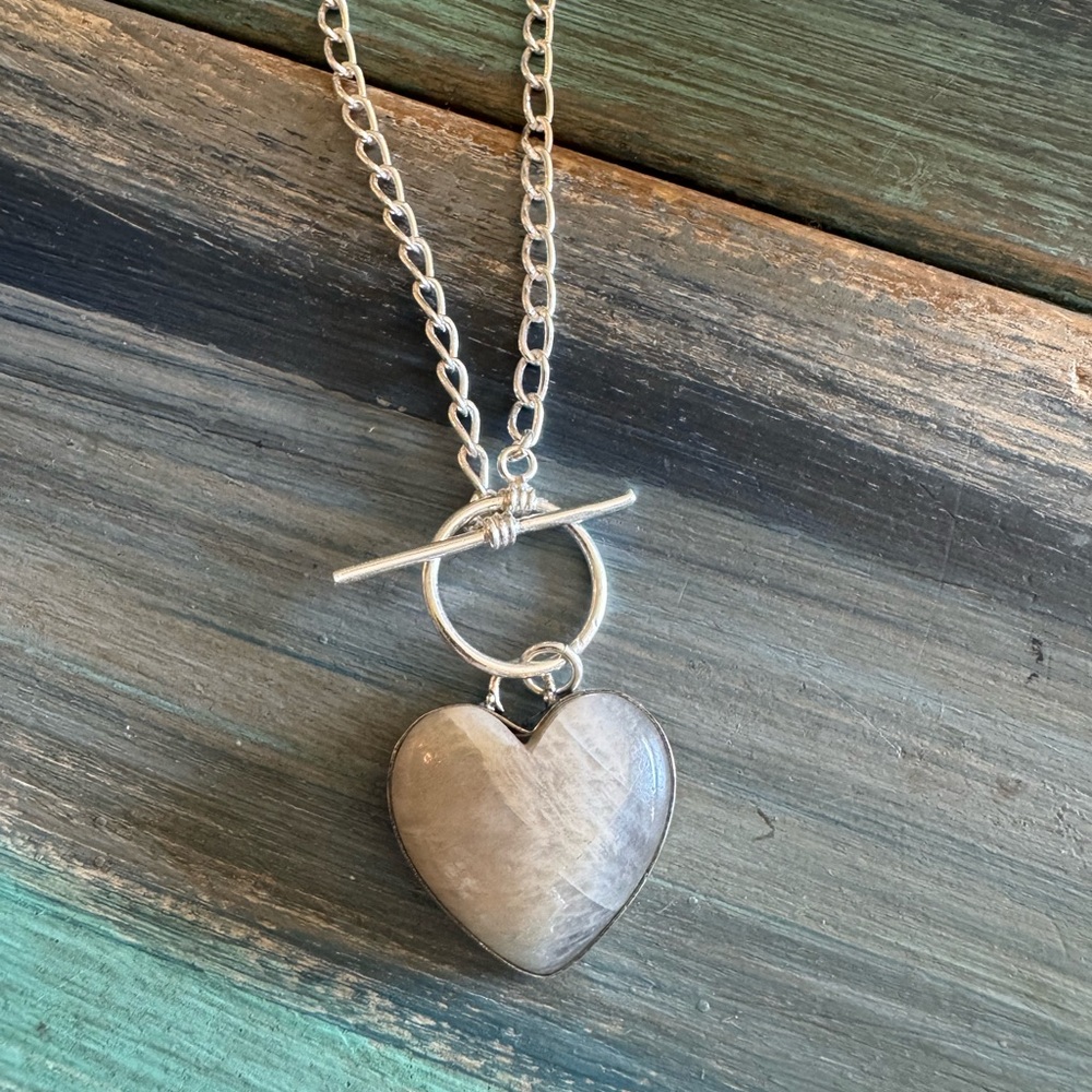 Sri Lanken Moonstone  Heart Pendant Necklace - 20 inches